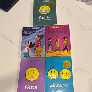 Raina Telgemeier Graphic Novel Set